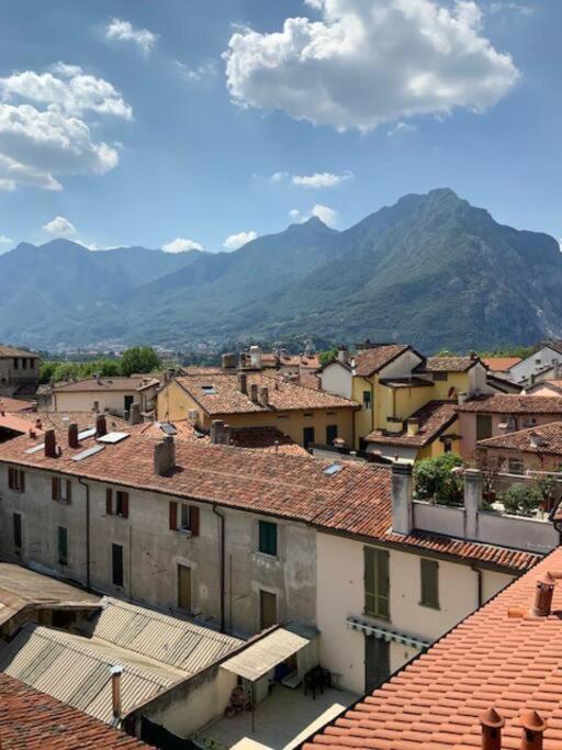 Casa Cavour Lecco - Downtown Design Penthouse Apartamento Exterior foto
